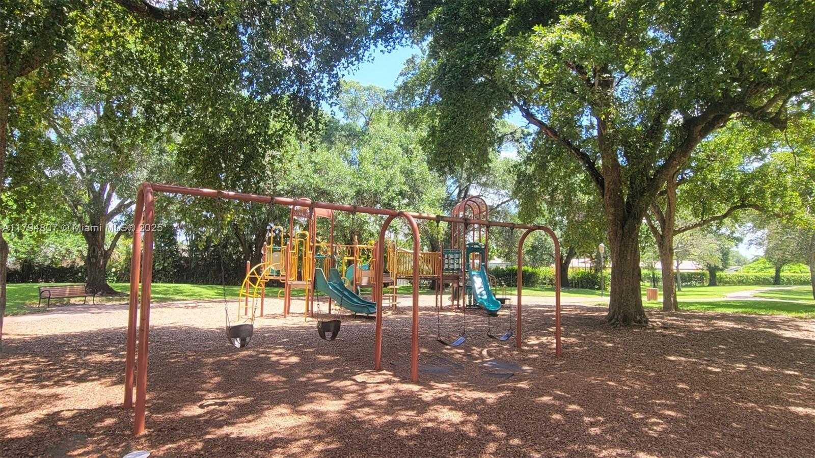 Small Image of 7640 NORTH WEST 6TH CT, Plantation Number 32