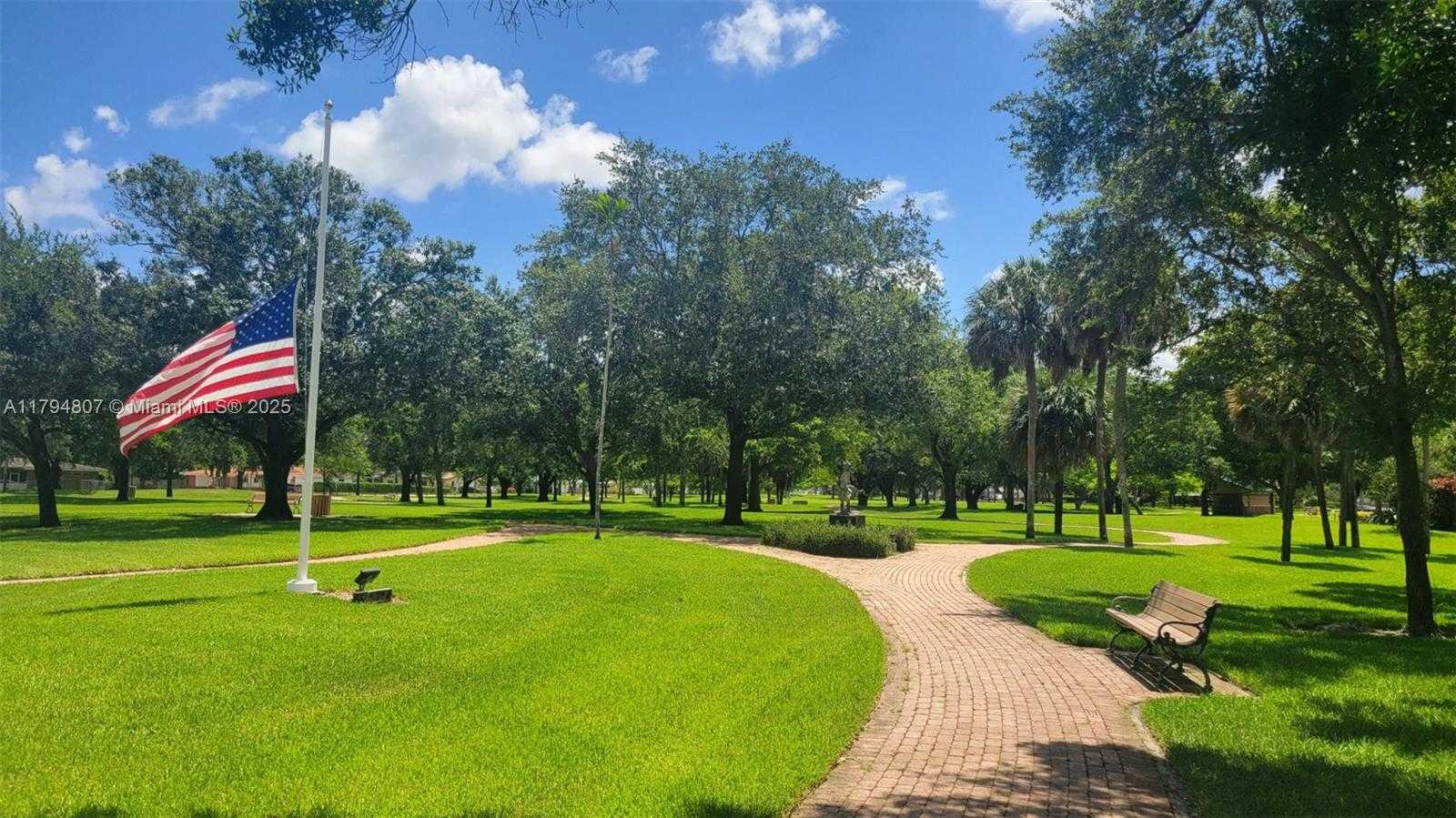 Small Image of 7640 NORTH WEST 6TH CT, Plantation Number 38