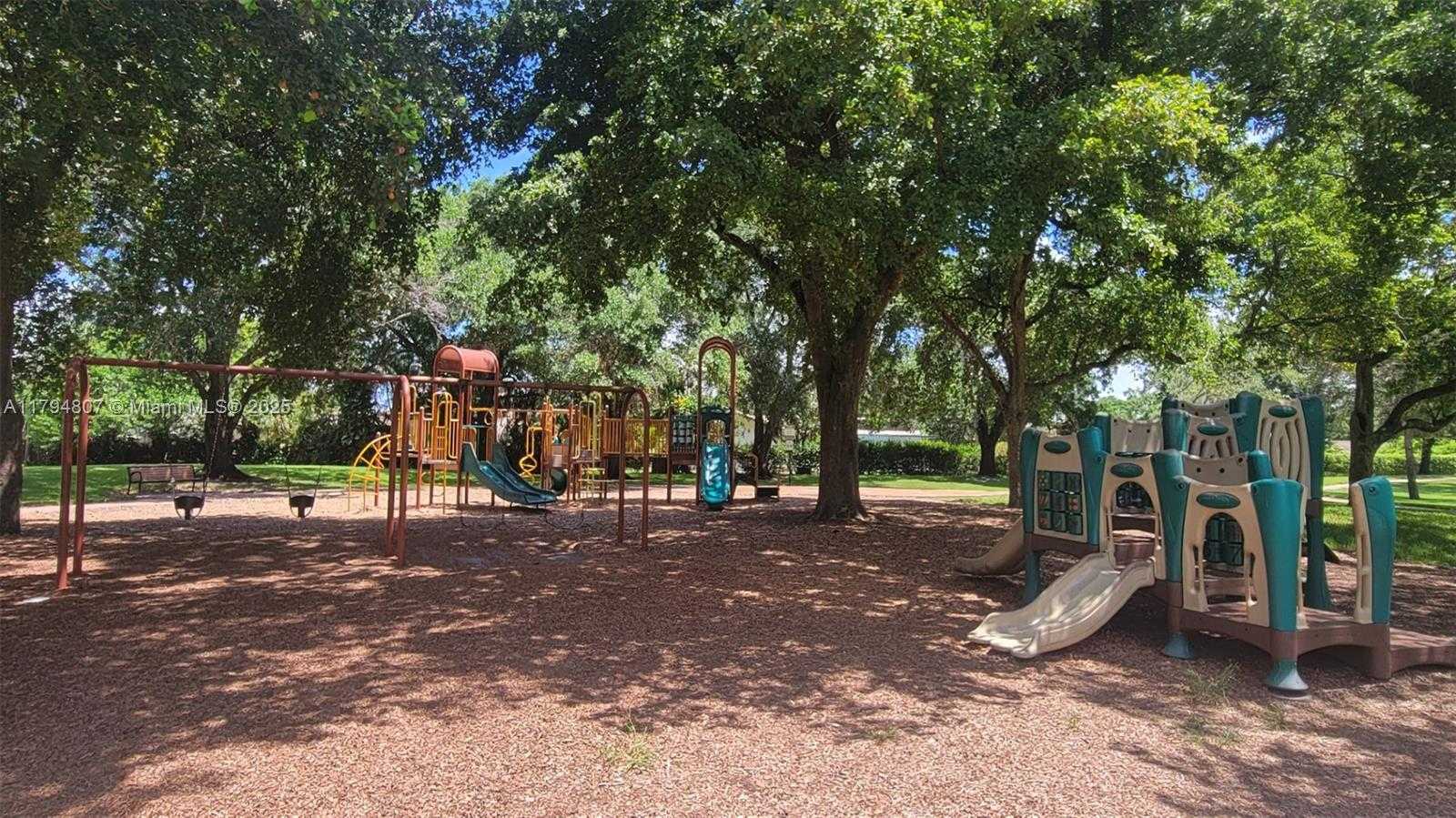 Small Image of 7640 NORTH WEST 6TH CT, Plantation Number 40