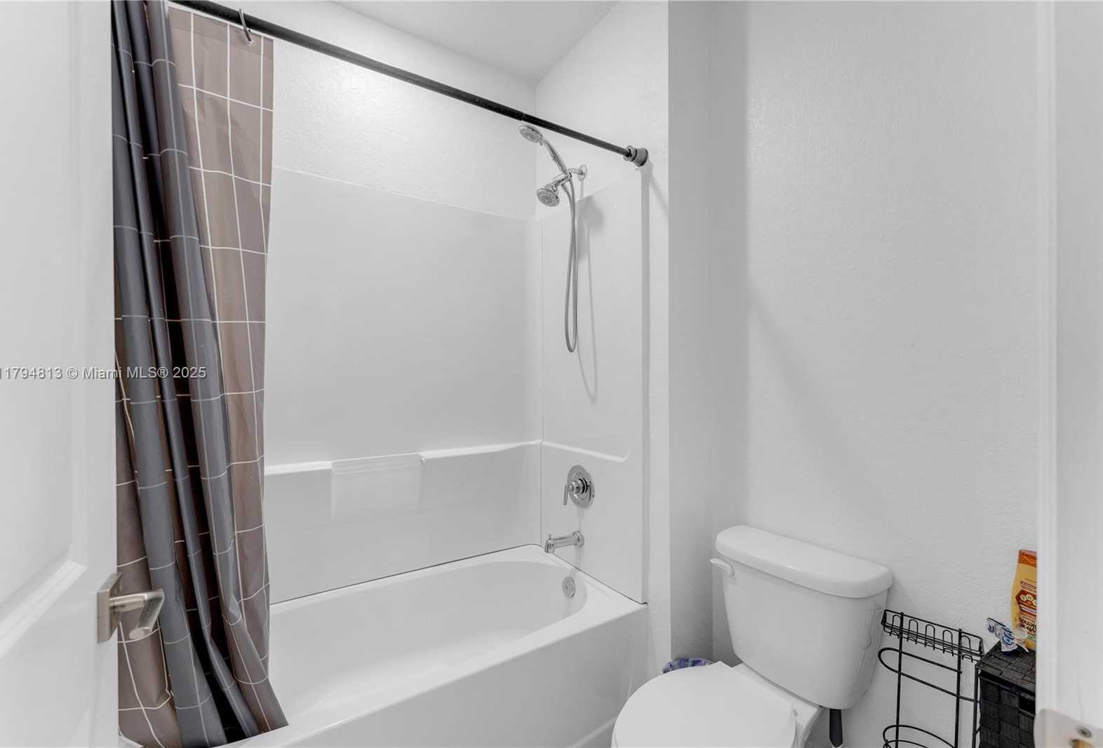 Small Image of 13225 SOUTH WEST 272ND ST, Homestead Number 23