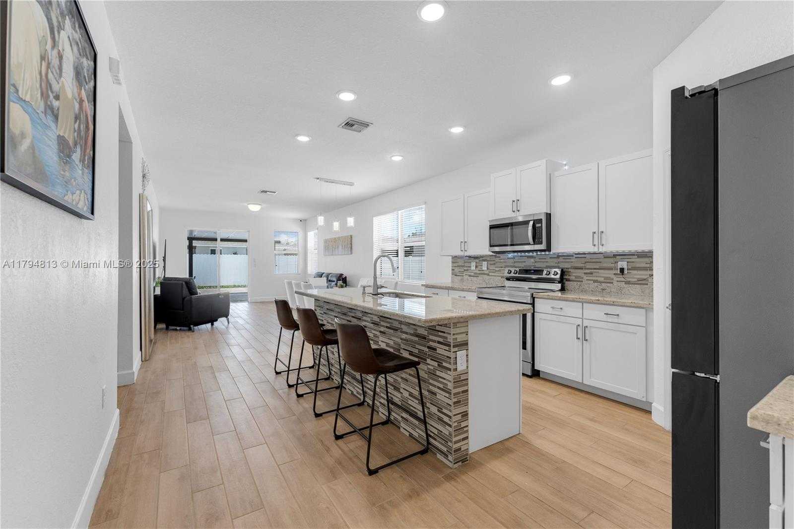 Small Image of 13225 SOUTH WEST 272ND ST, Homestead Number 6