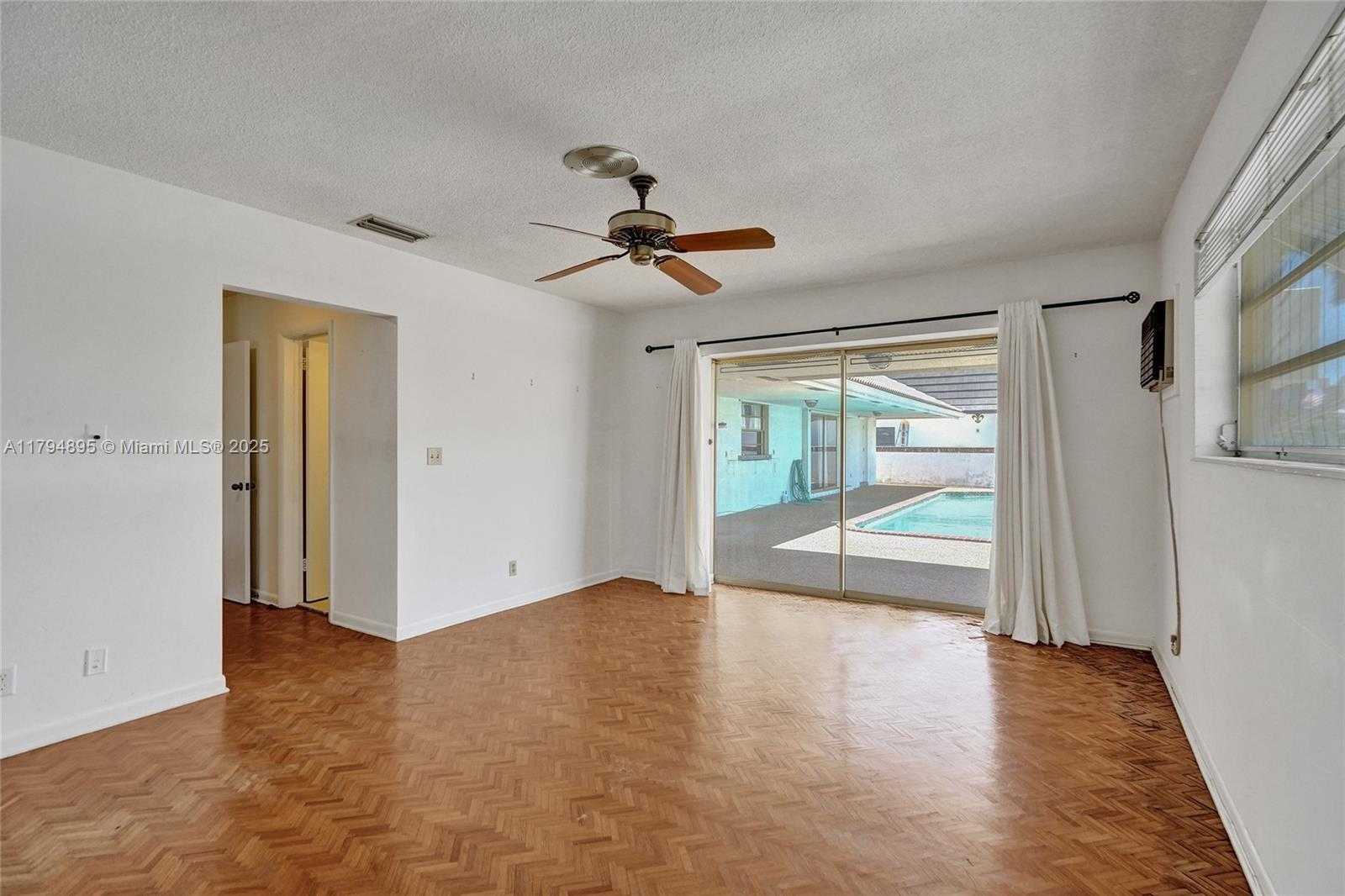 Small Image of 3080 NORTH EAST 42ND ST, Fort Lauderdale Number 19