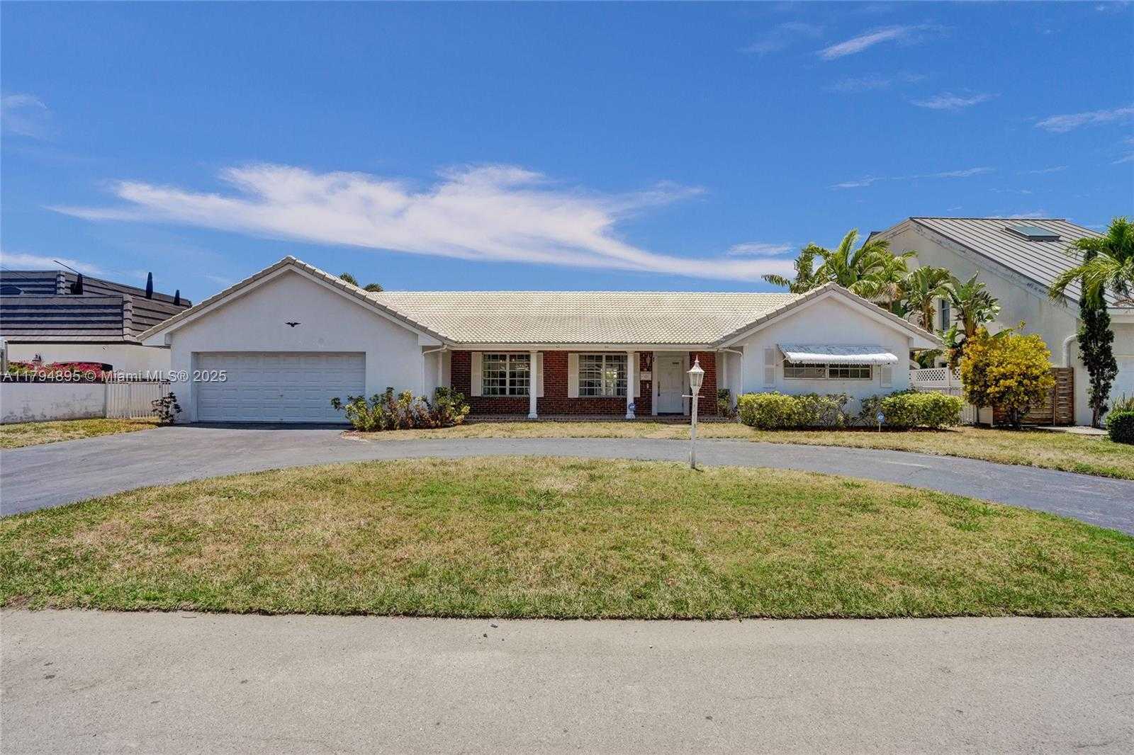 Small Image of 3080 NORTH EAST 42ND ST, Fort Lauderdale Number 5
