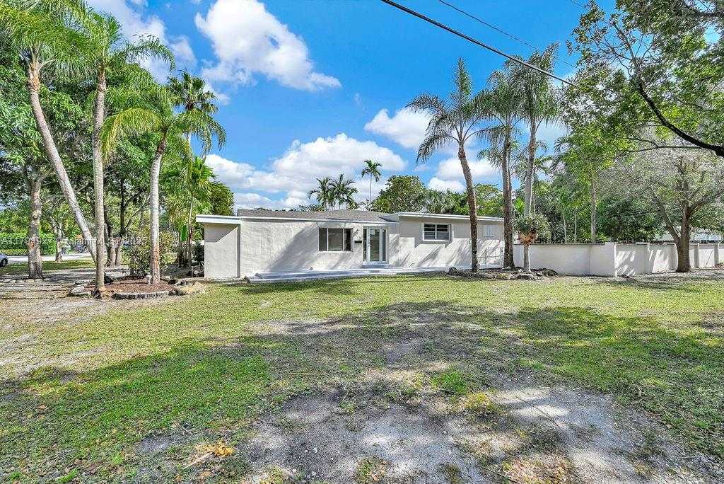 Small Image of 12135 NORTH EAST 10TH AVE, North Miami Number 63