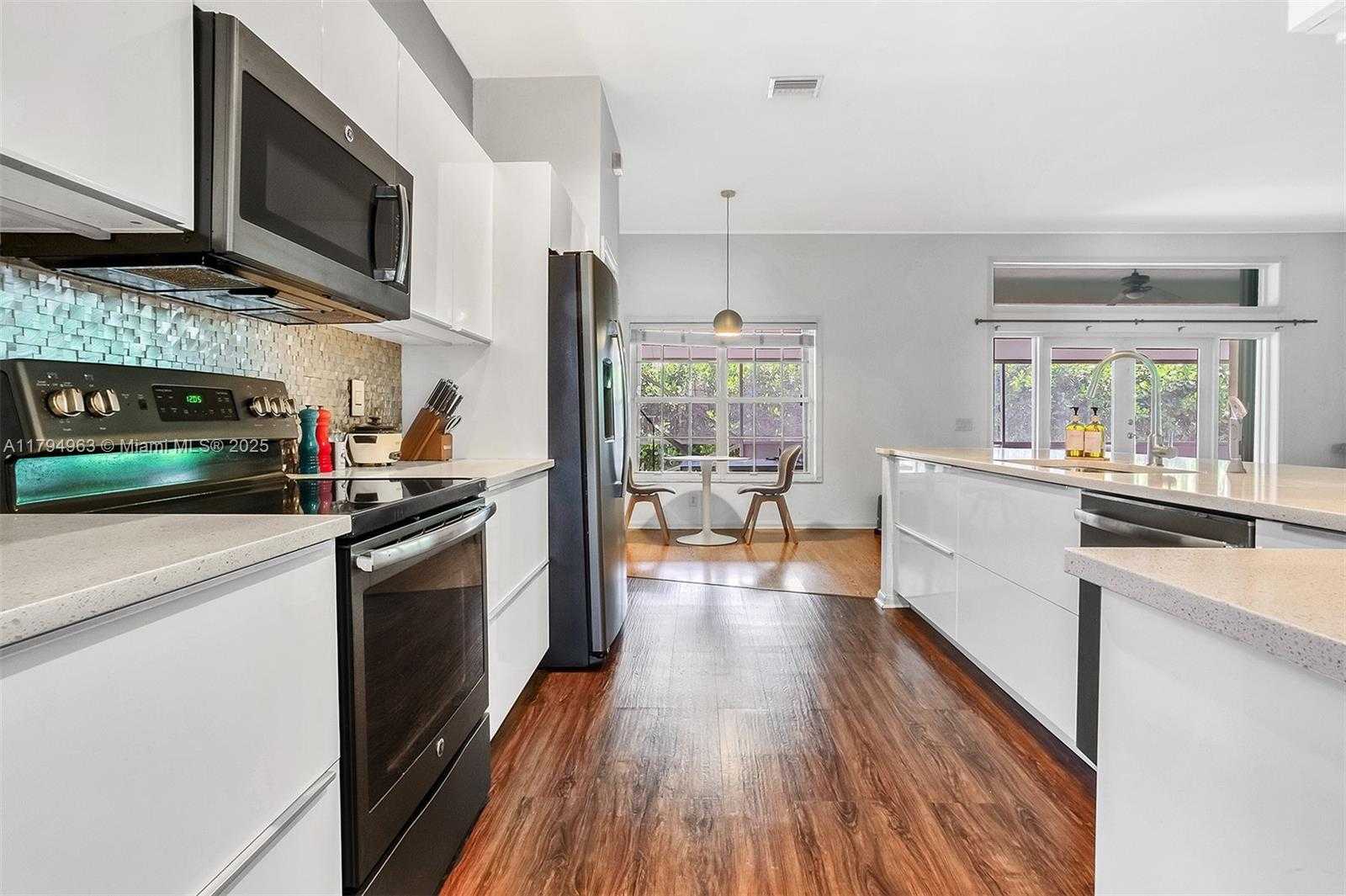 Small Image of 4458 STONE RIDGE WAY, Weston Number 14