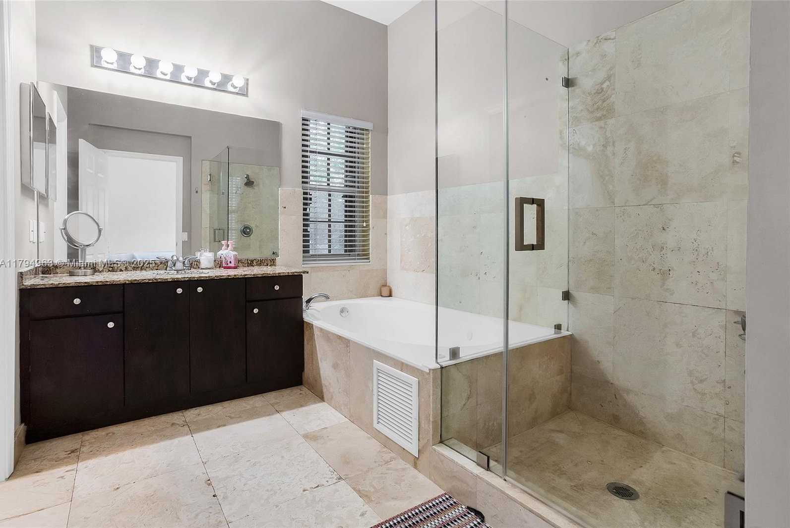 Small Image of 4458 STONE RIDGE WAY, Weston Number 24