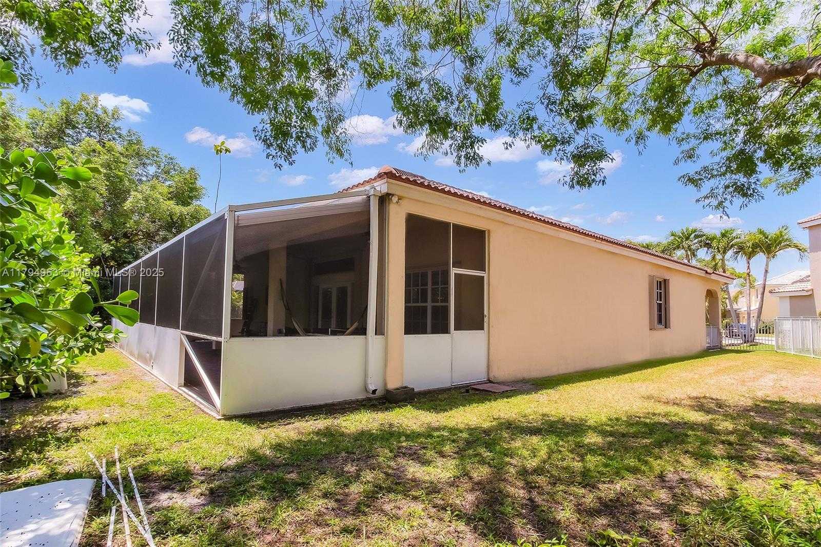 Small Image of 4458 STONE RIDGE WAY, Weston Number 38