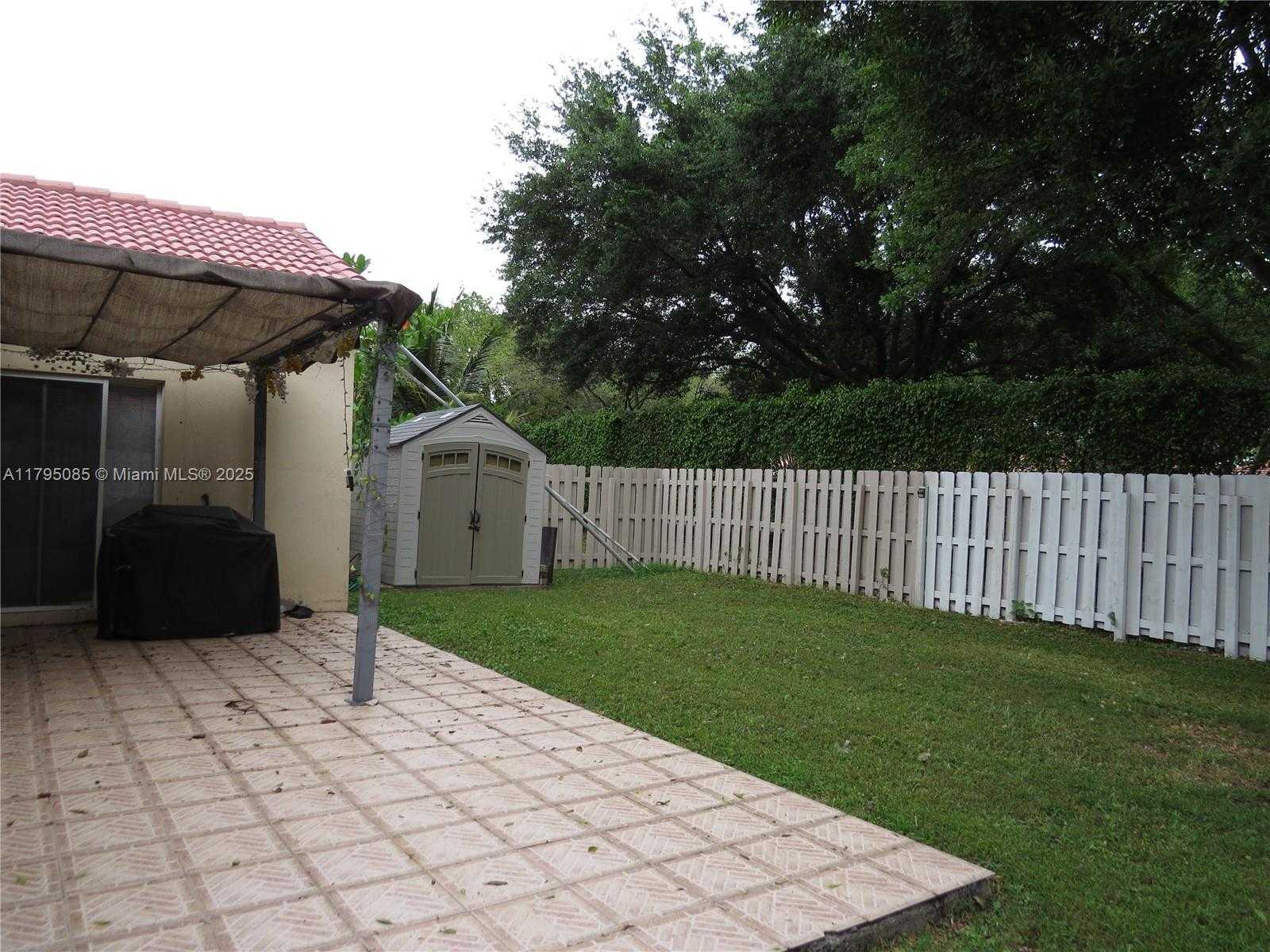 Small Image of 4237 SOUTH WEST 153RD AVE, Miramar Number 11