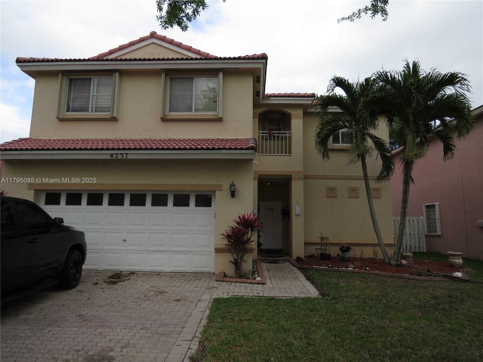 Small Image of 4237 SOUTH WEST 153RD AVE, Miramar Number 2