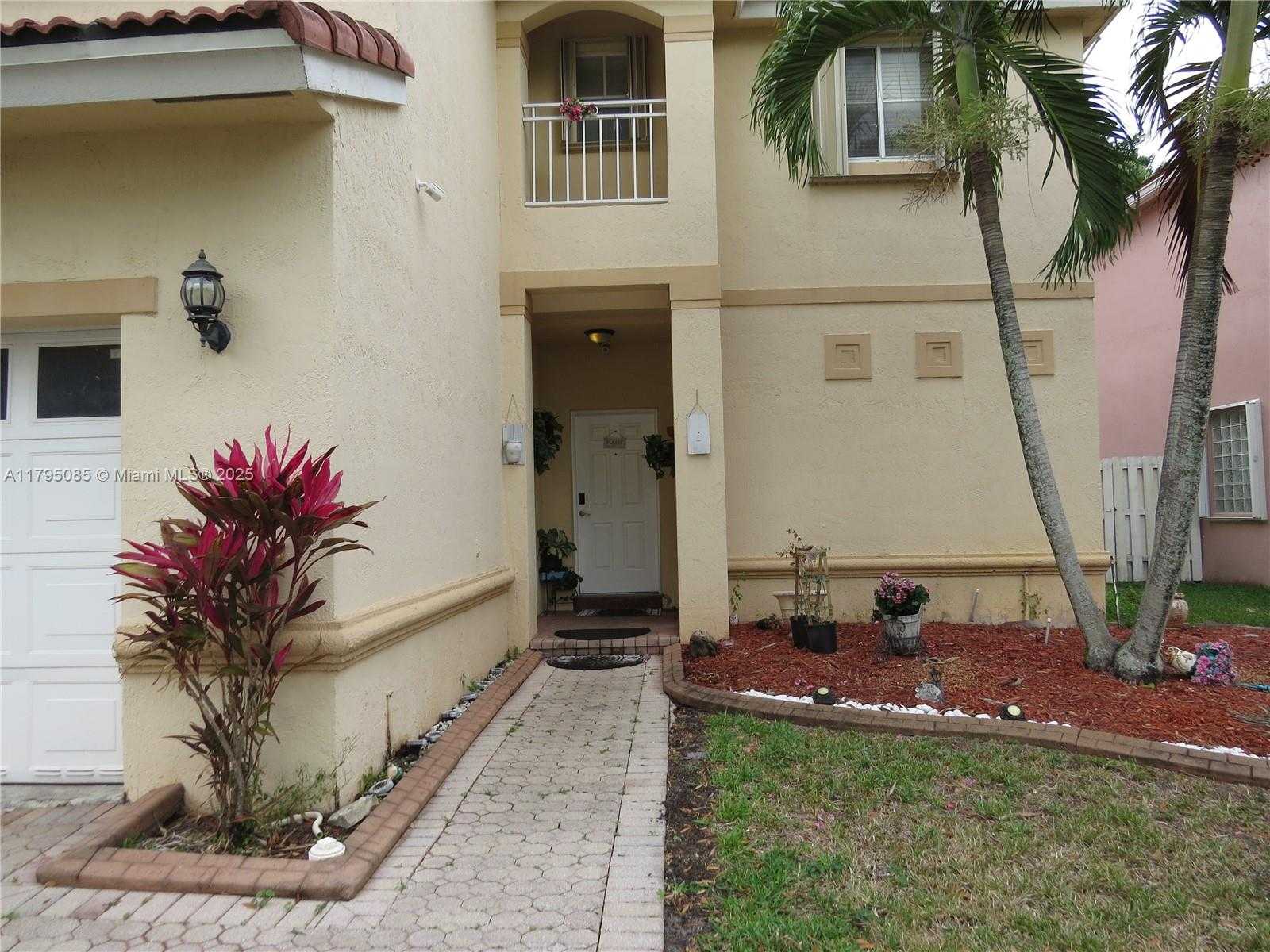 Small Image of 4237 SOUTH WEST 153RD AVE, Miramar Number 3
