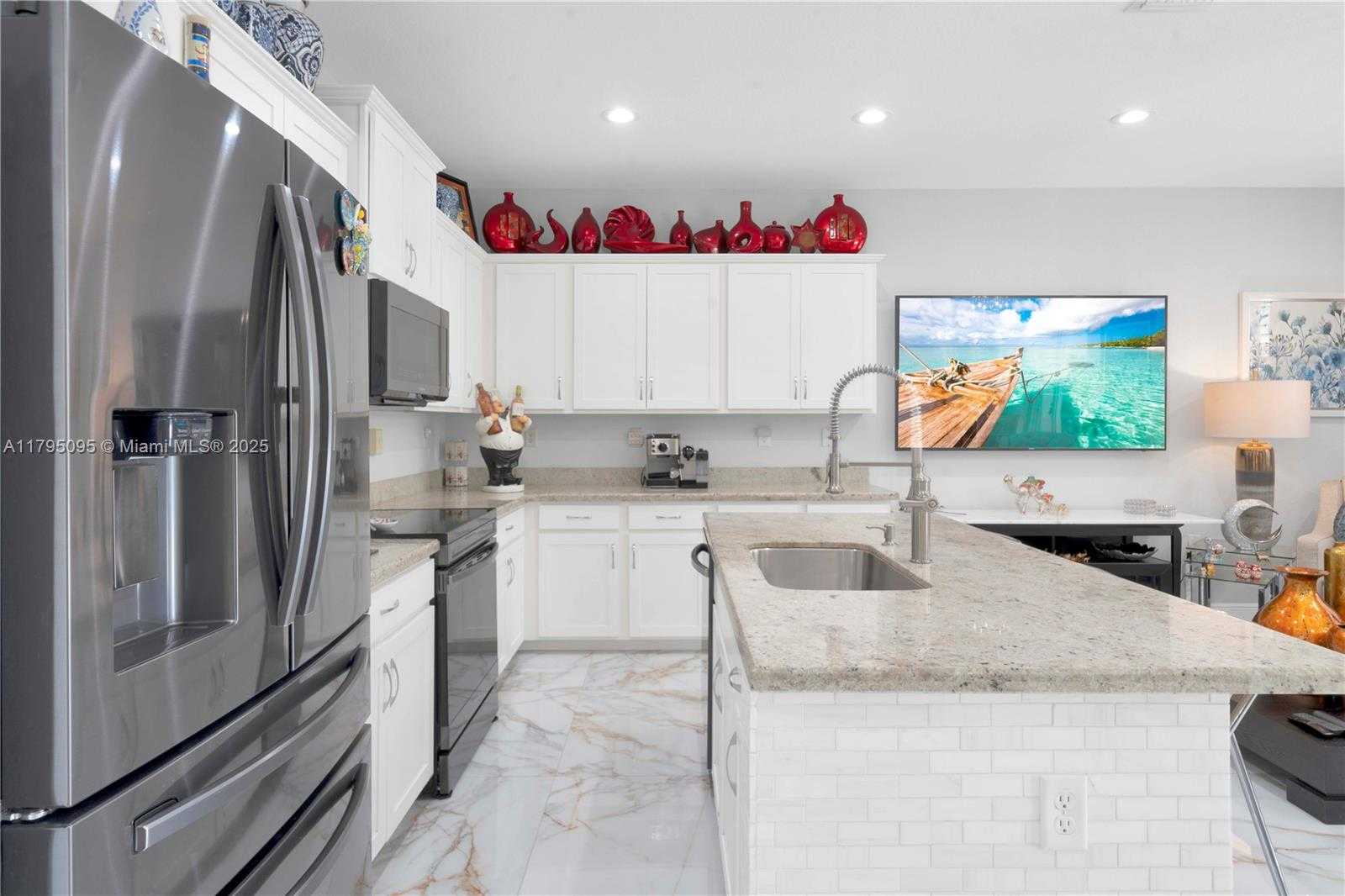 Small Image of 27847 SOUTH WEST 133RD PL, Homestead Number 11