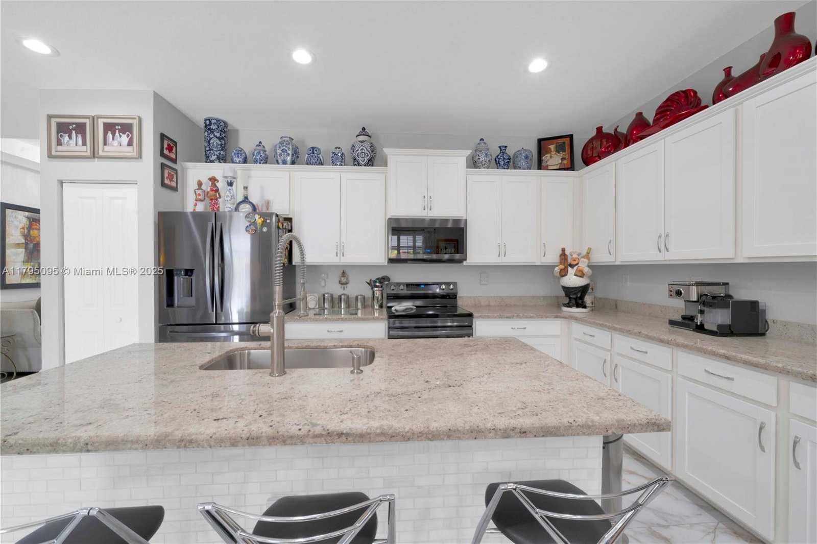 Small Image of 27847 SOUTH WEST 133RD PL, Homestead Number 12