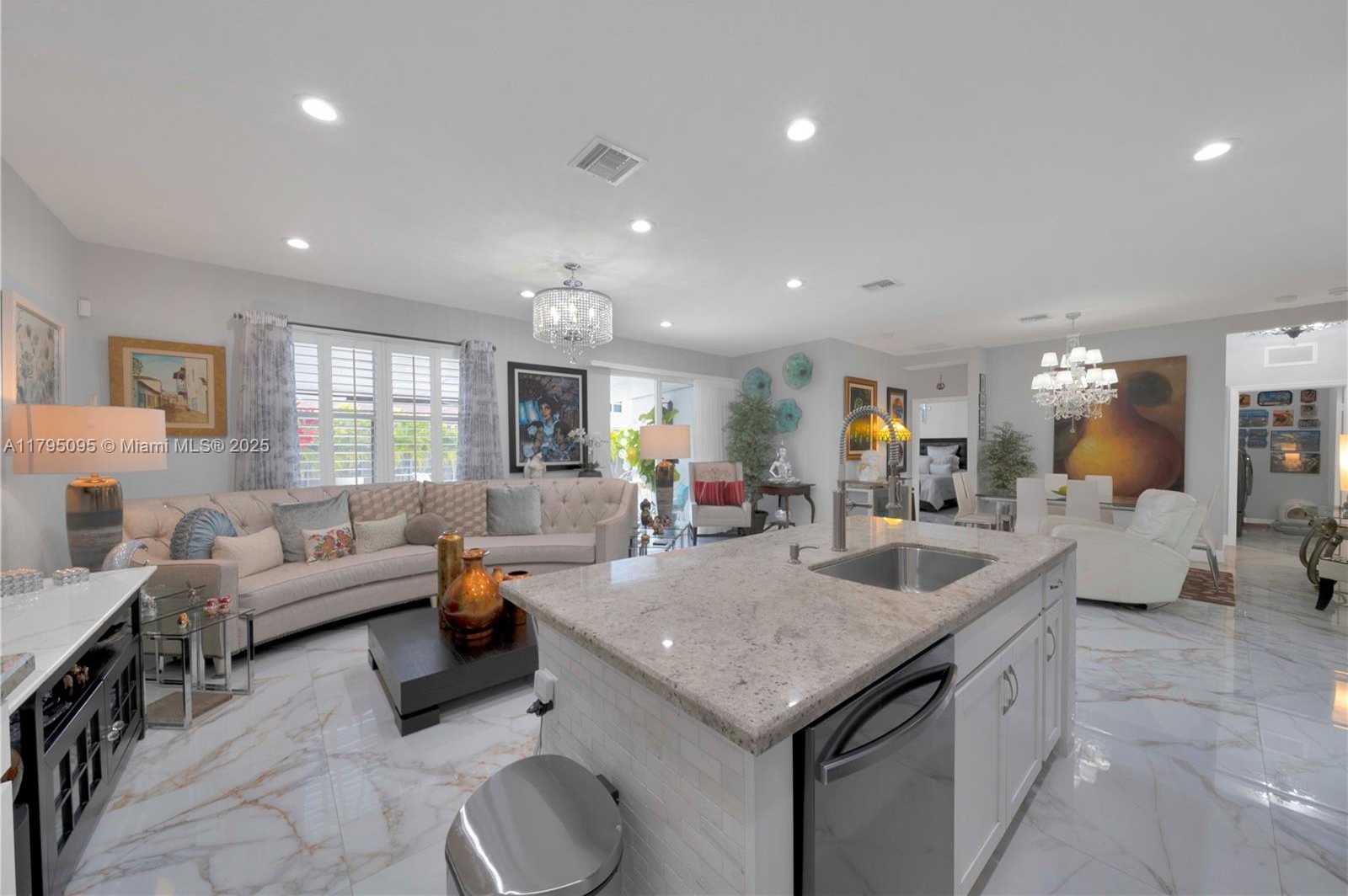 Small Image of 27847 SOUTH WEST 133RD PL, Homestead Number 13