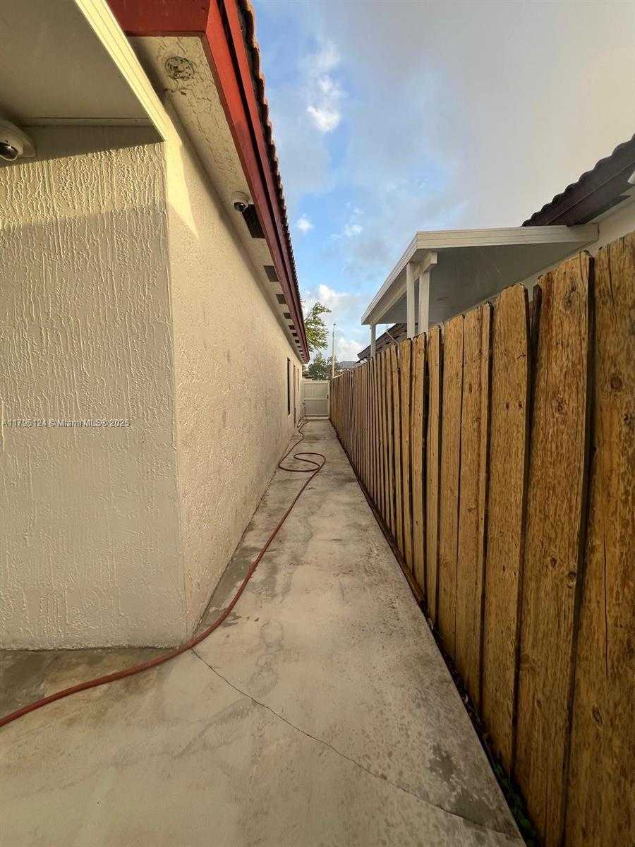 Small Image of 13451 SOUTH WEST 280TH TER, Homestead Number 32