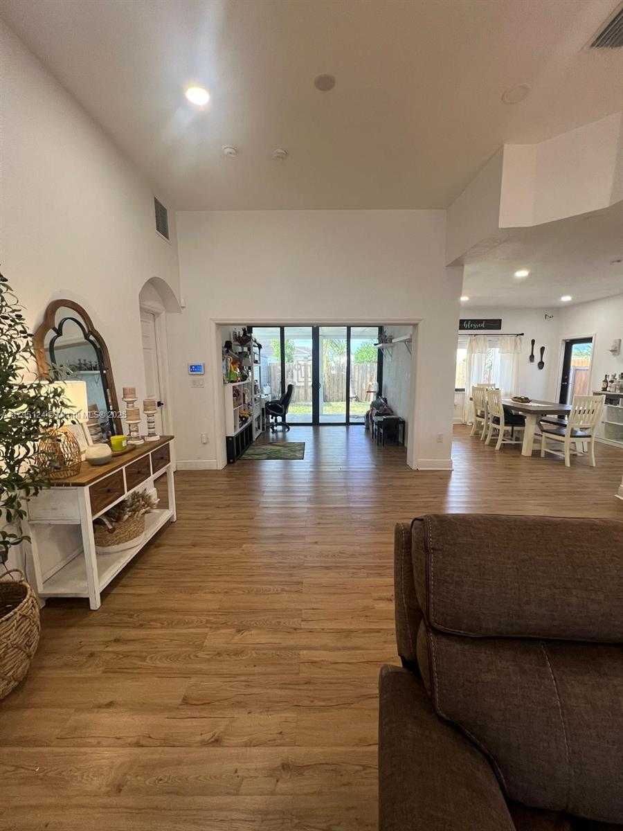 Small Image of 13451 SOUTH WEST 280TH TER, Homestead Number 8