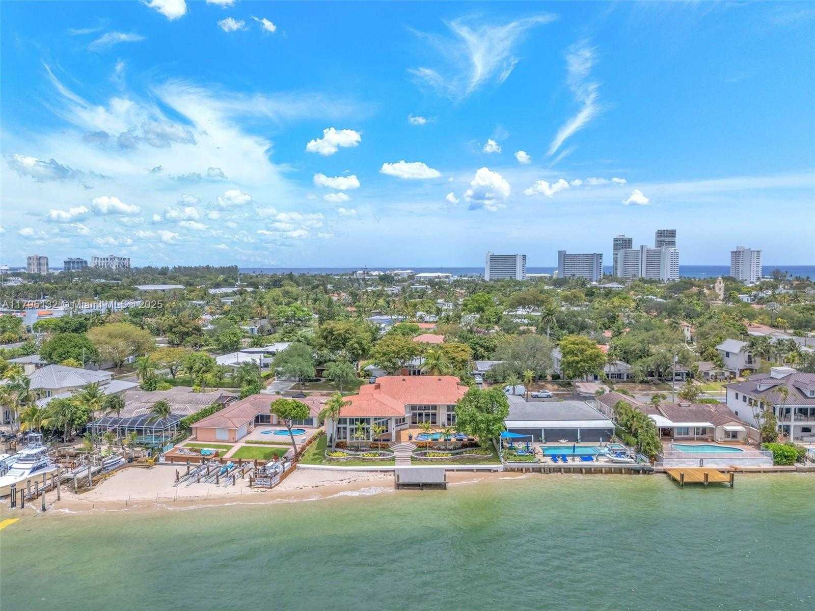 Small Image of 1925 Harbourview Dr, Fort Lauderdale, FL 33316, USA Number 49
