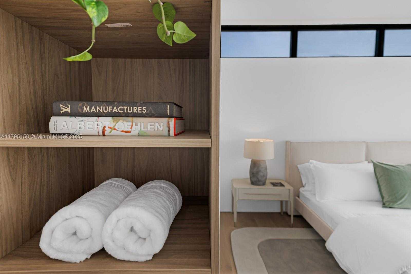 Small Image of 310 WEST DILIDO DR, Miami Beach Number 25