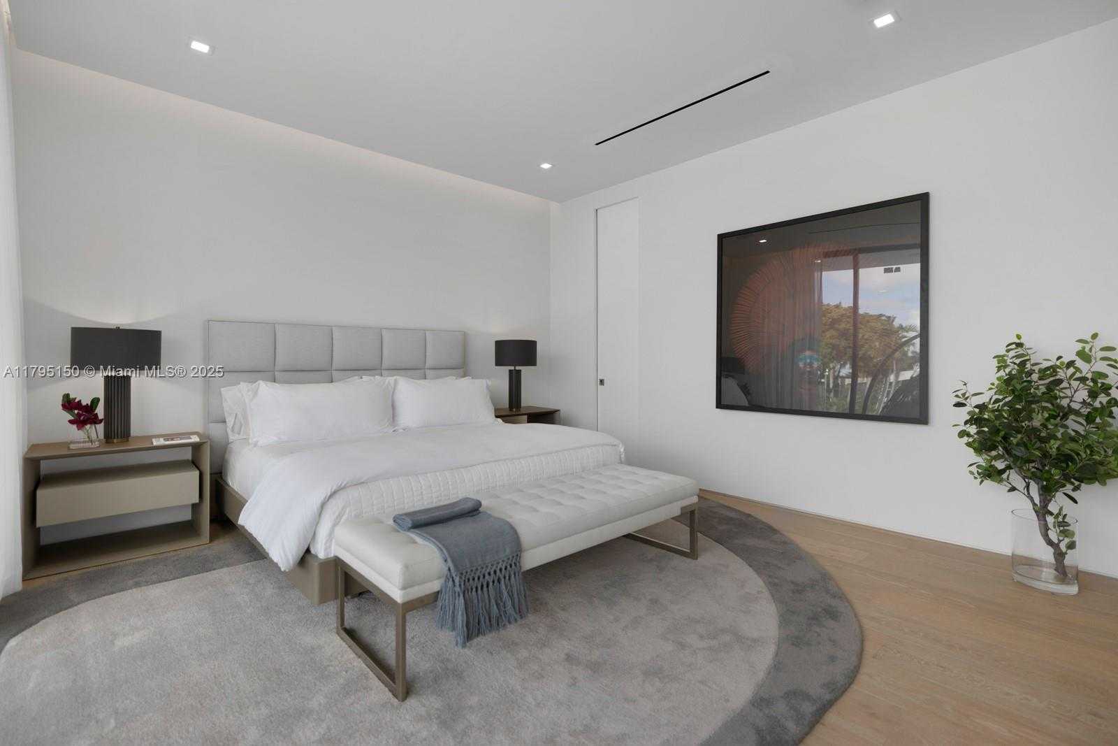Small Image of 310 WEST DILIDO DR, Miami Beach Number 28