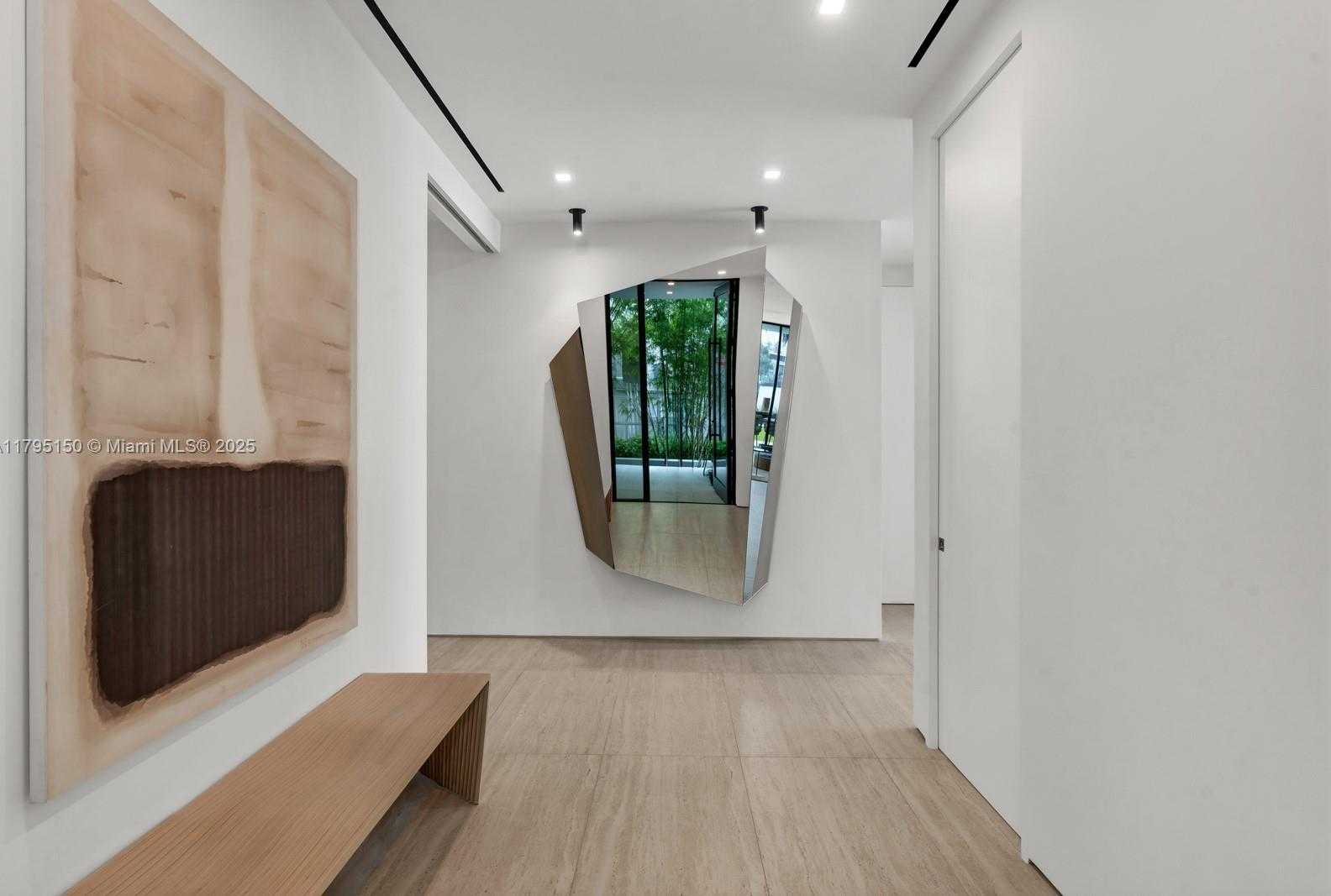 Small Image of 310 WEST DILIDO DR, Miami Beach Number 34
