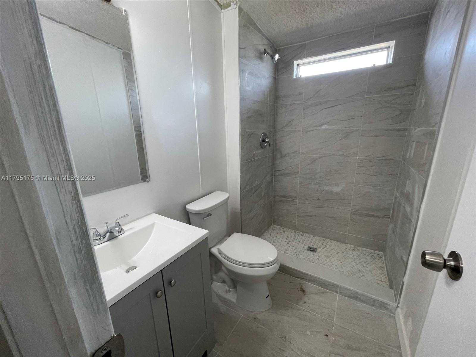 Small Image of 19800 SOUTH WEST 180TH AVE UNIT 51, Miami Number 7