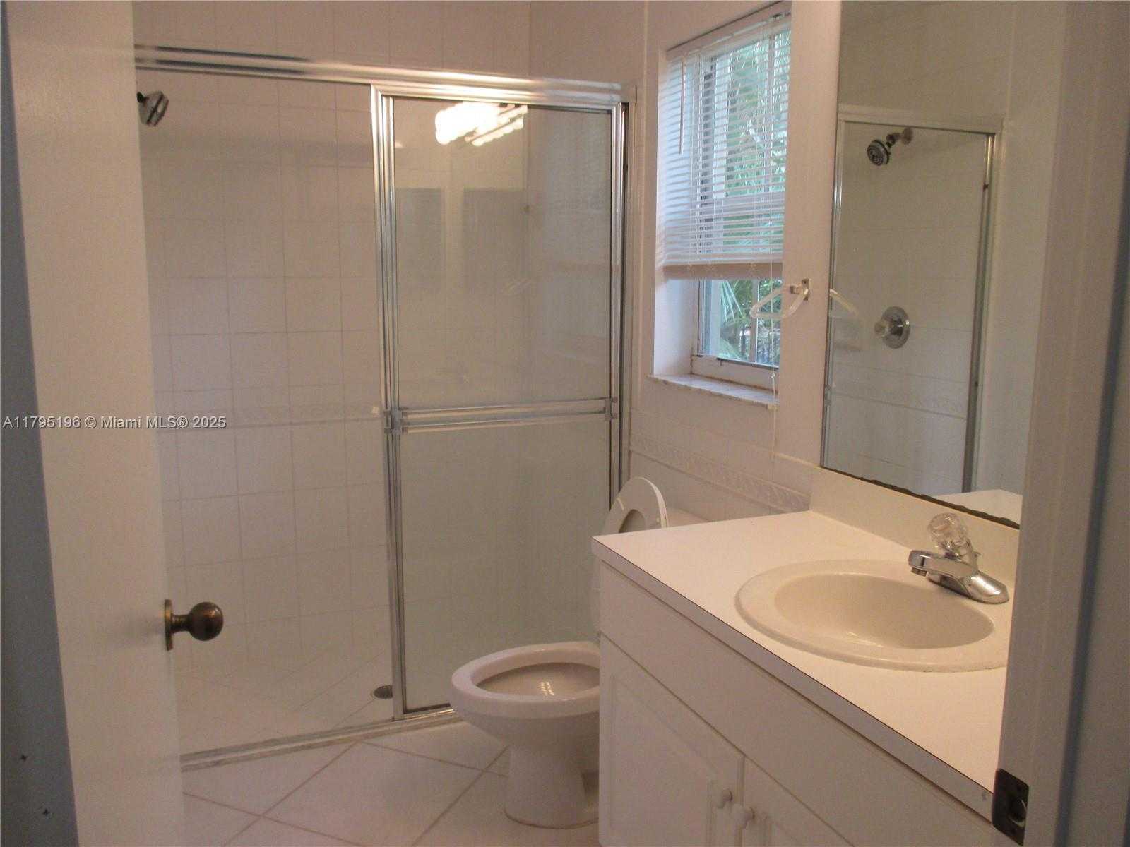 Small Image of 4112 PINE RIDGE LN, Weston Number 13