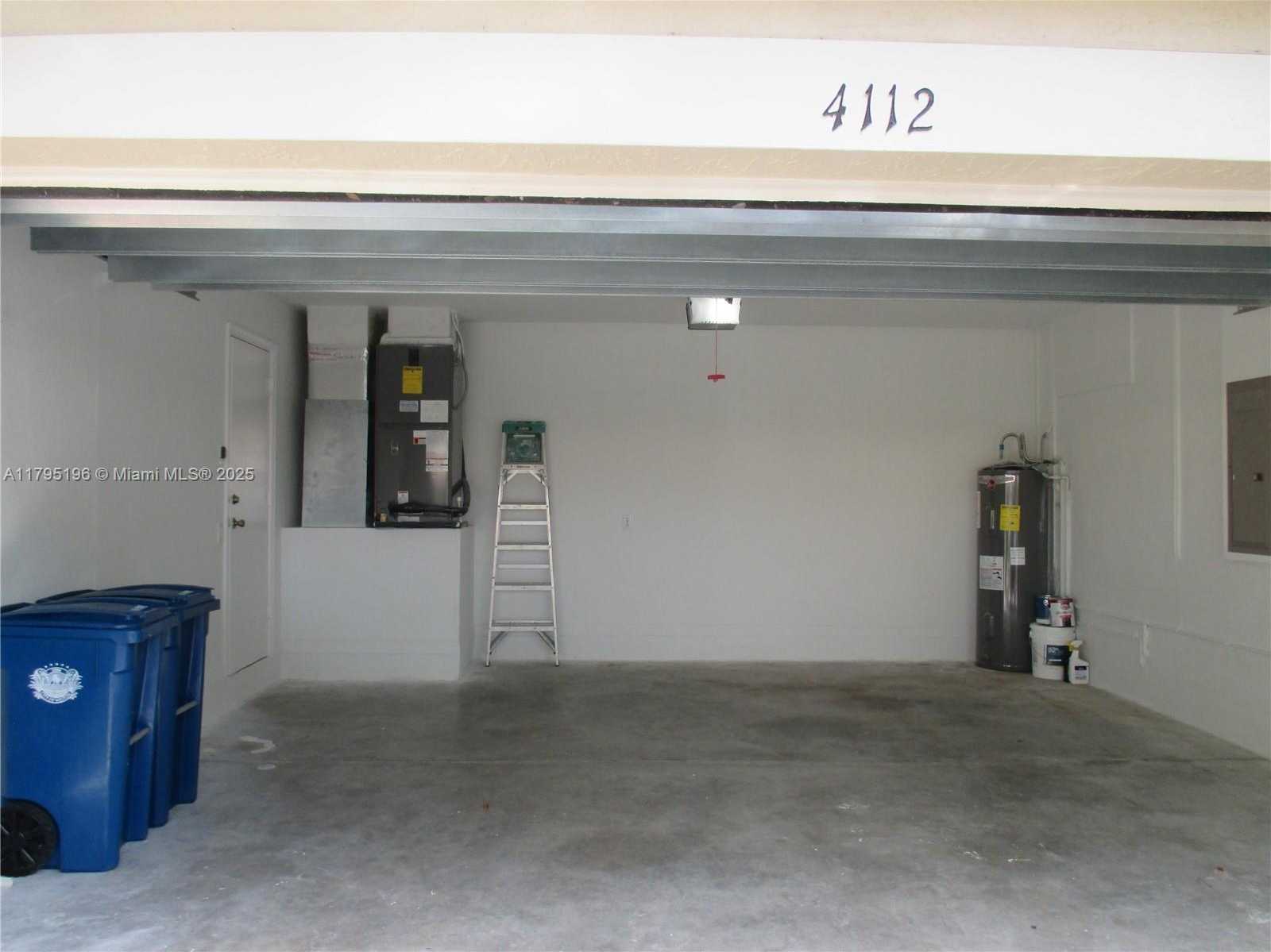 Small Image of 4112 PINE RIDGE LN, Weston Number 18