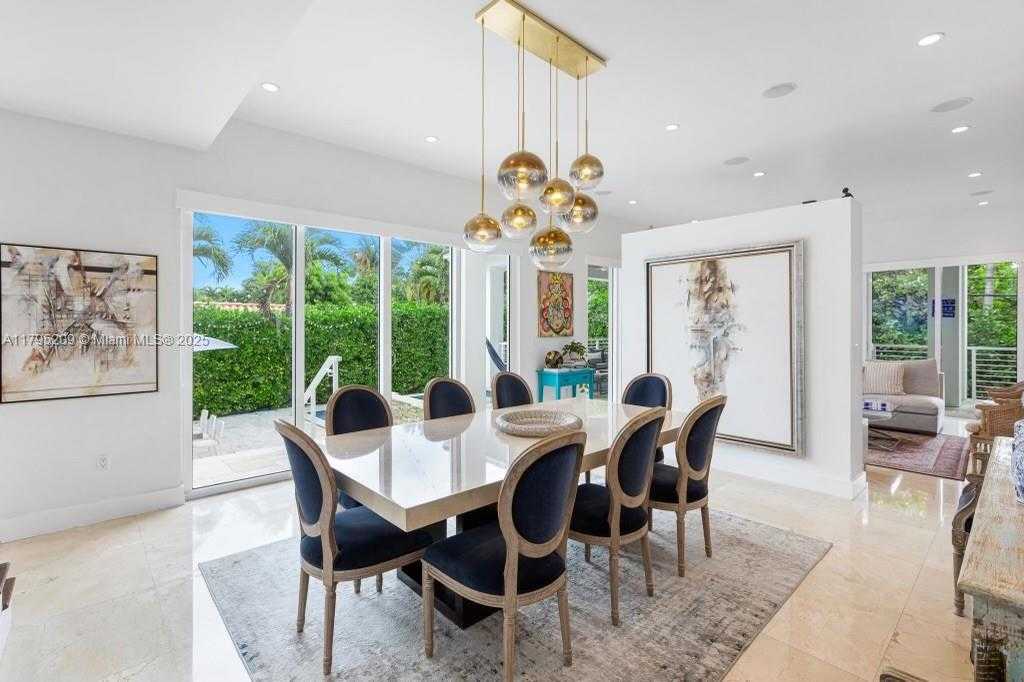 Small Image of 689 GLENRIDGE RD, Key Biscayne Number 12