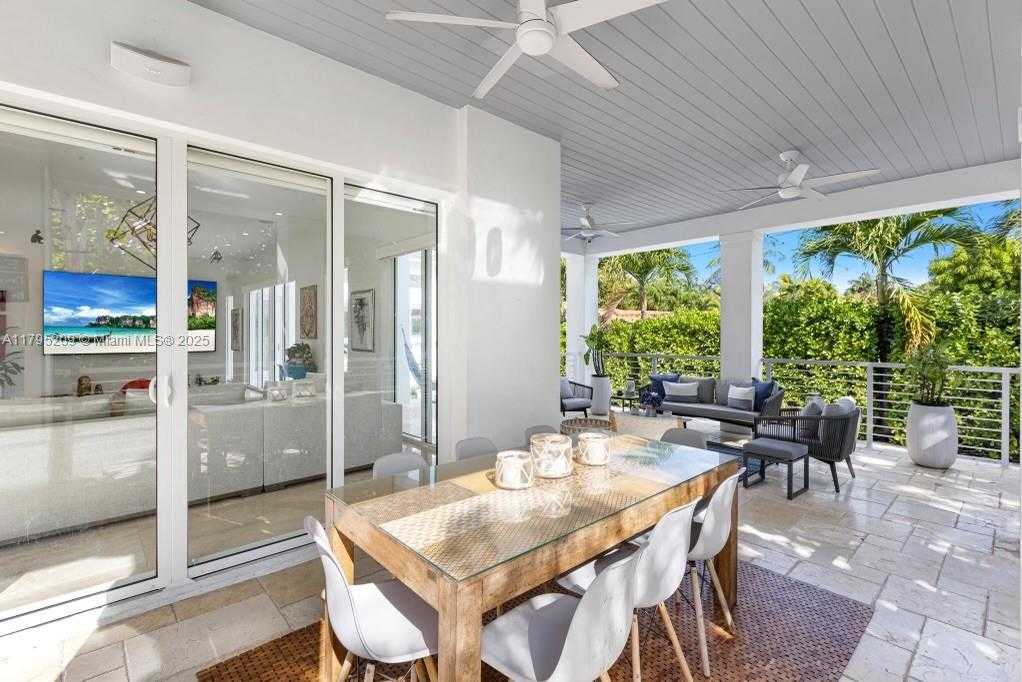 Small Image of 689 GLENRIDGE RD, Key Biscayne Number 19