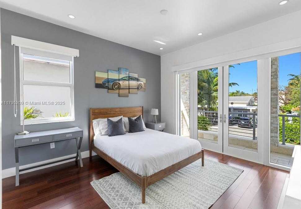 Small Image of 689 GLENRIDGE RD, Key Biscayne Number 32