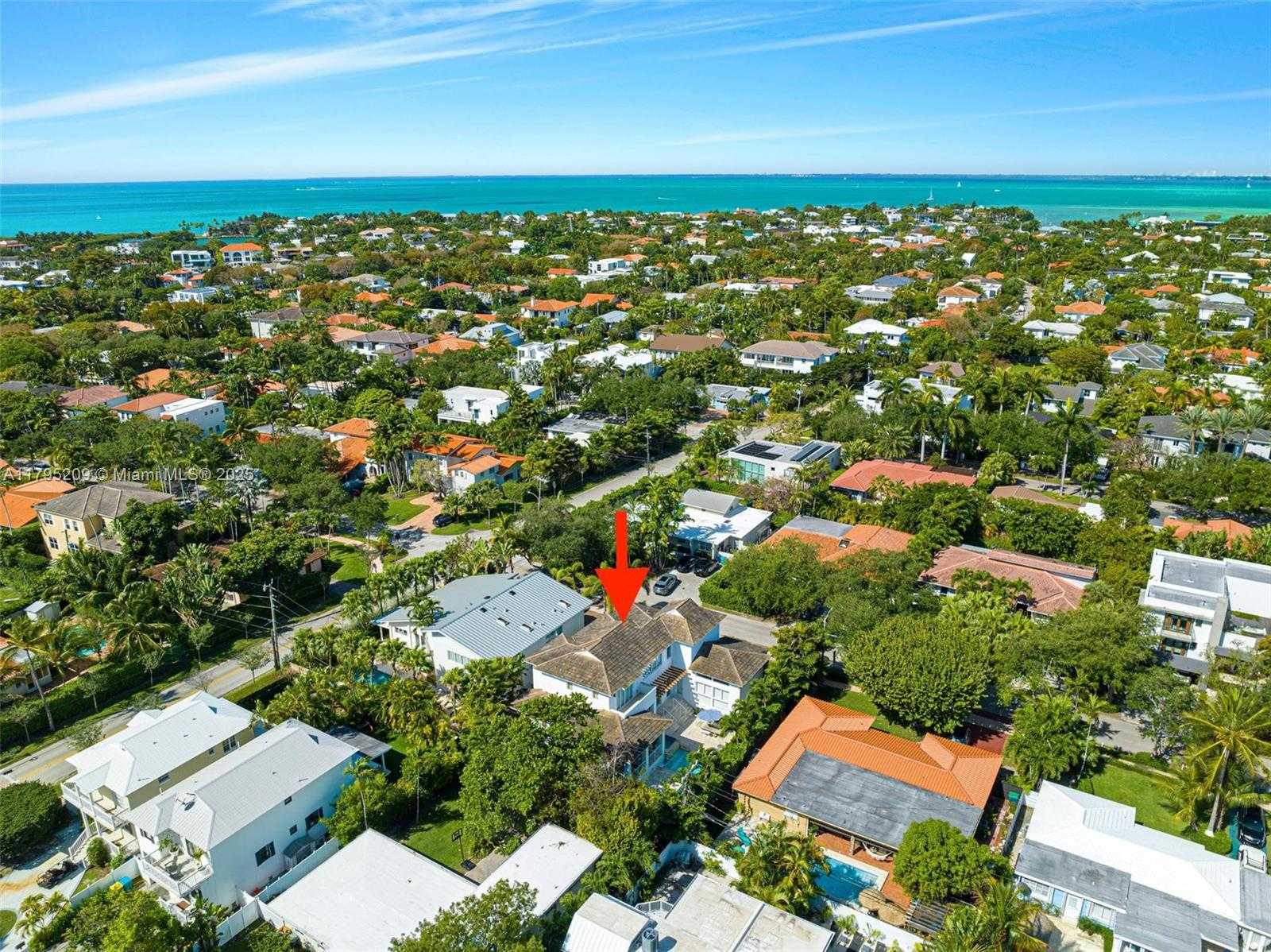 Small Image of 689 GLENRIDGE RD, Key Biscayne Number 42