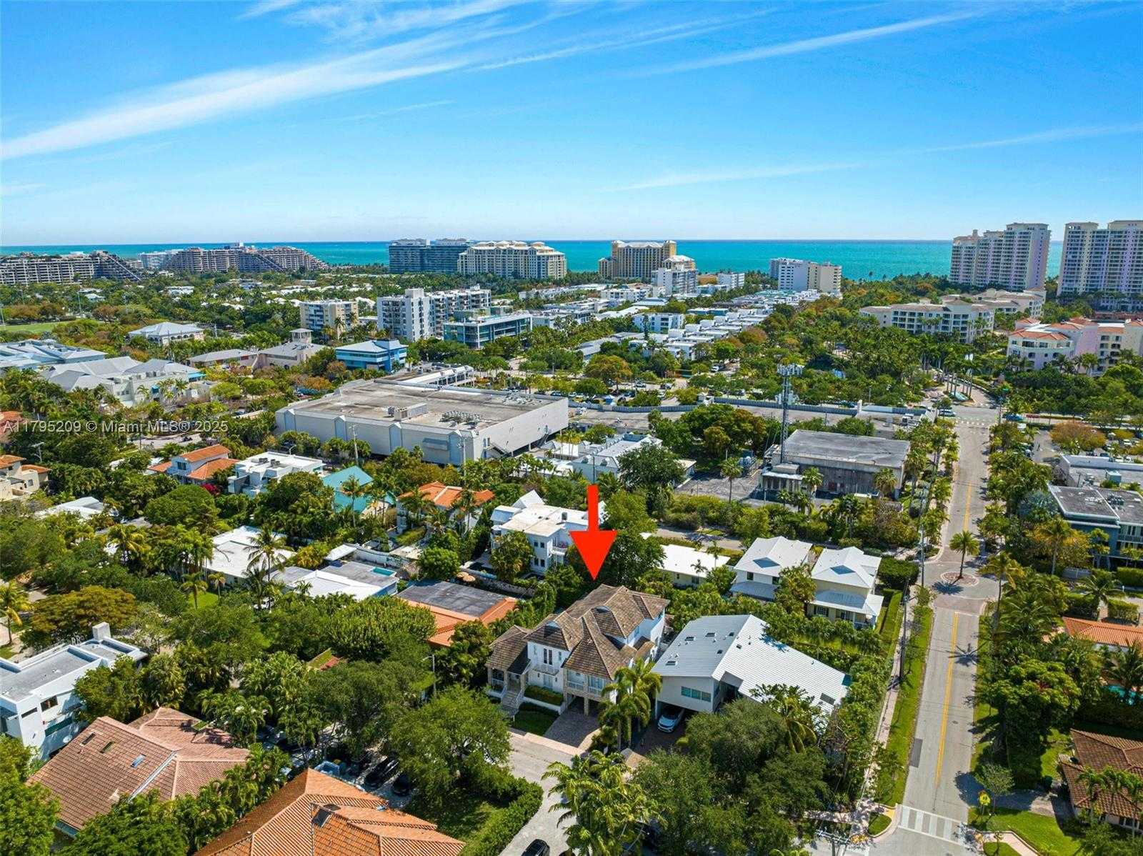 Small Image of 689 GLENRIDGE RD, Key Biscayne Number 45