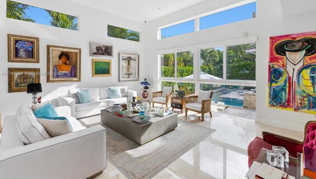 Small Image of 689 GLENRIDGE RD, Key Biscayne Number 8