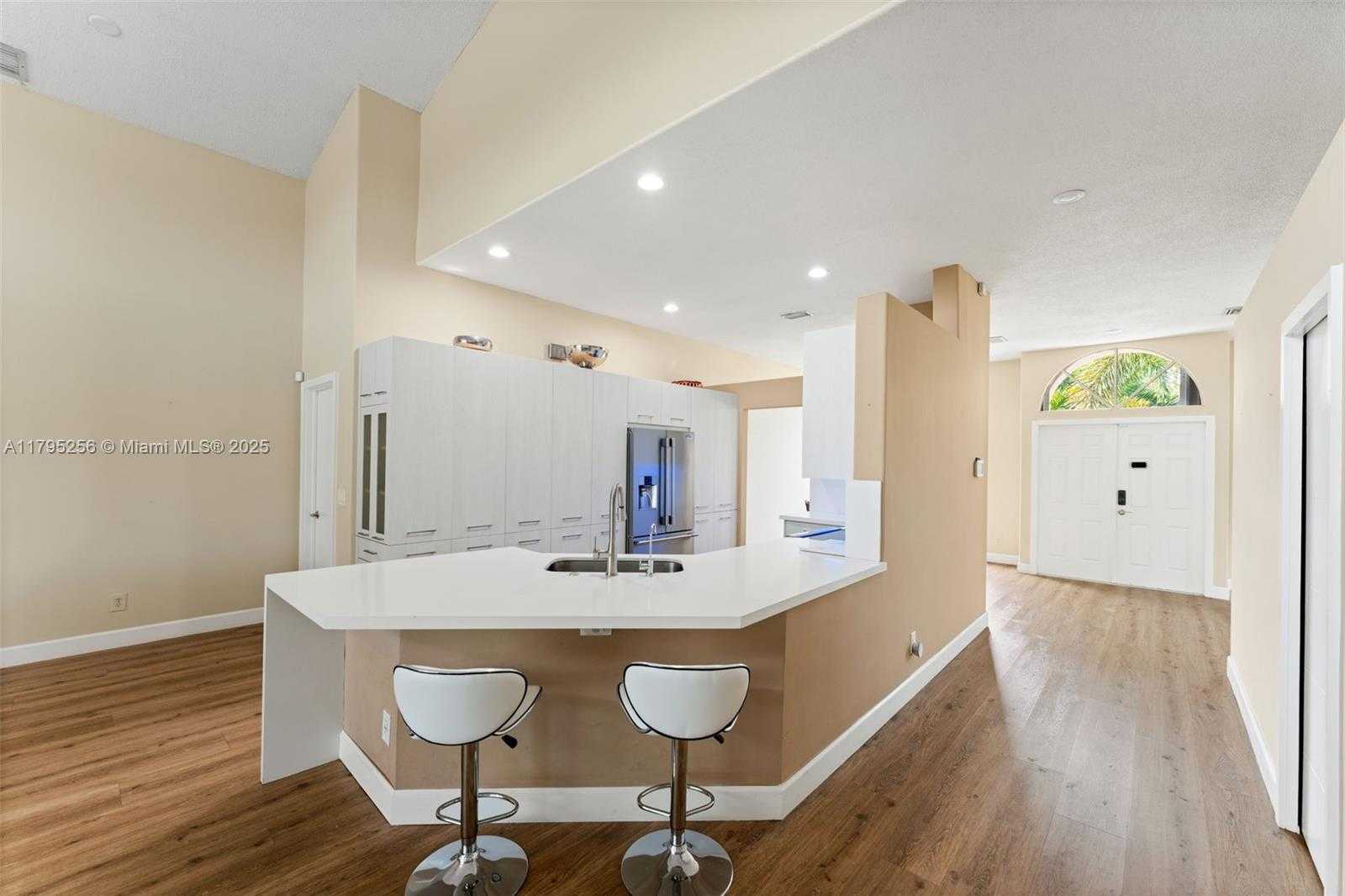 Small Image of 18361 NORTH WEST 10TH ST, Pembroke Pines Number 10