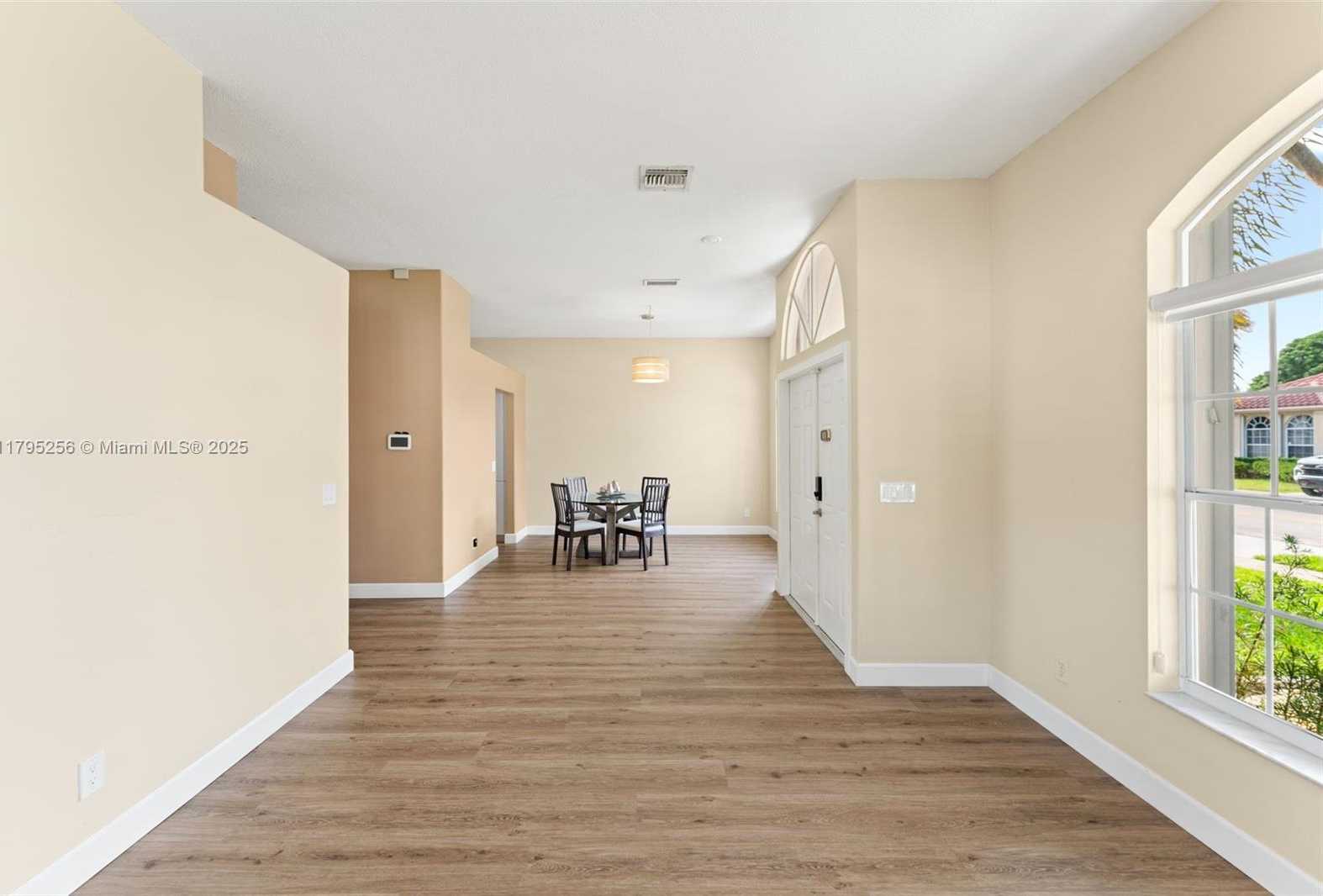 Small Image of 18361 NORTH WEST 10TH ST, Pembroke Pines Number 33
