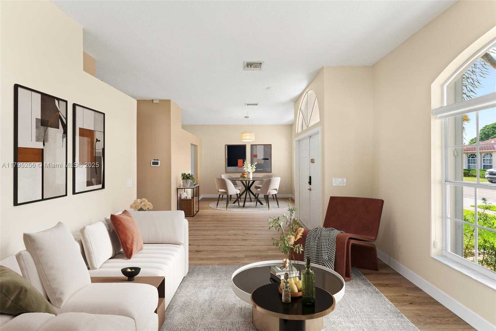 Small Image of 18361 NORTH WEST 10TH ST, Pembroke Pines Number 5