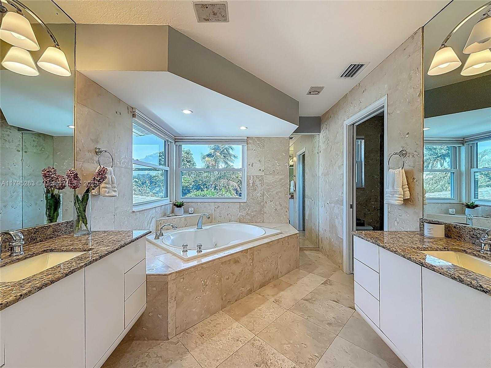 Small Image of 3407 BEACON ST, Pompano Beach Number 27
