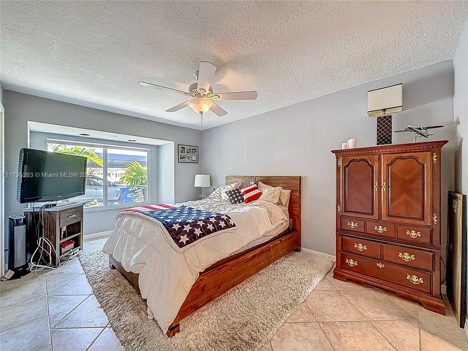 Small Image of 3407 BEACON ST, Pompano Beach Number 49