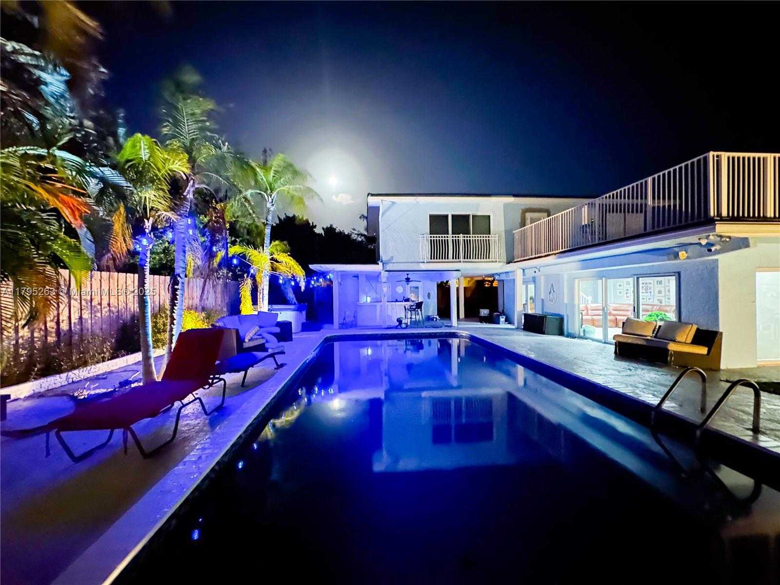 Small Image of 3407 BEACON ST, Pompano Beach Number 8