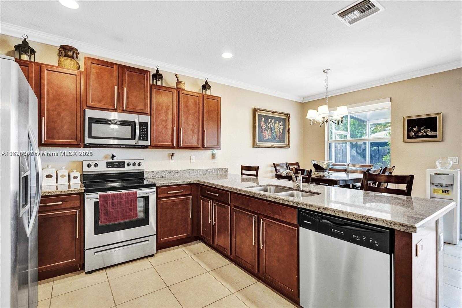 Small Image of 4190 NORTH EAST 20TH ST, Homestead Number 6