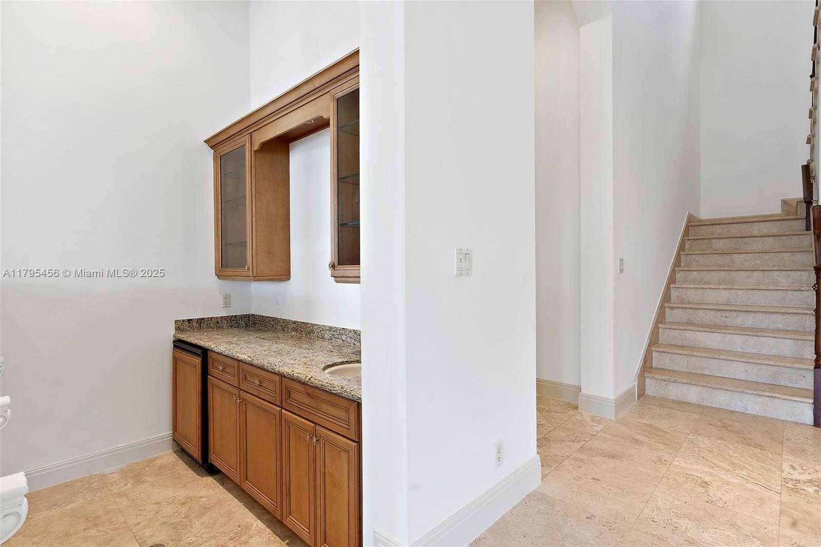 Small Image of 848 HARBOUR ISLE PLACE, North Palm Beach Number 13