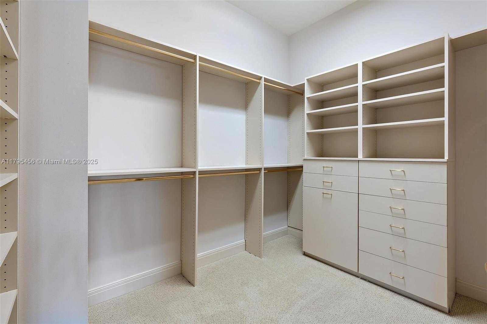 Small Image of 848 HARBOUR ISLE PLACE, North Palm Beach Number 18