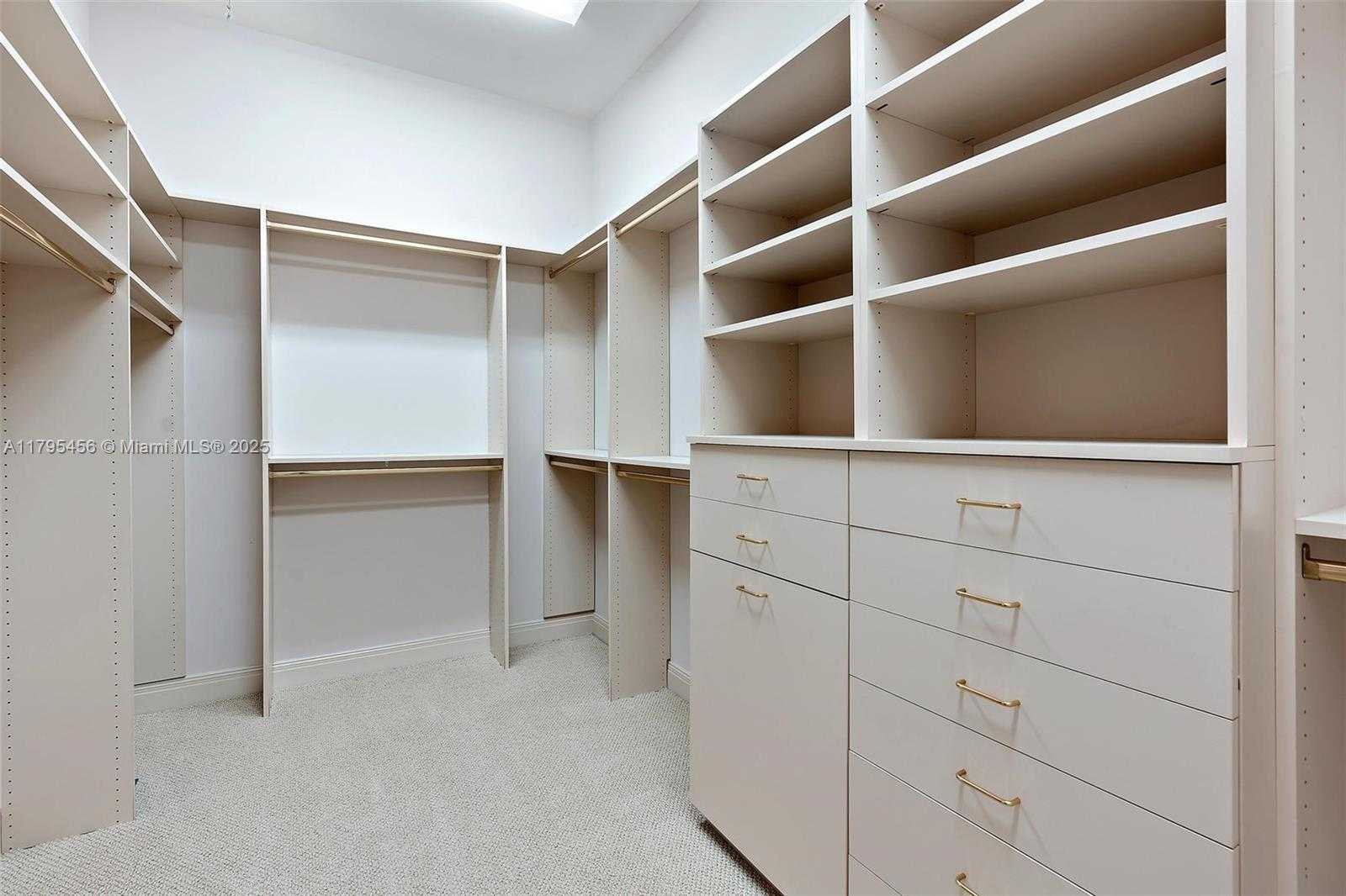 Small Image of 848 HARBOUR ISLE PLACE, North Palm Beach Number 19