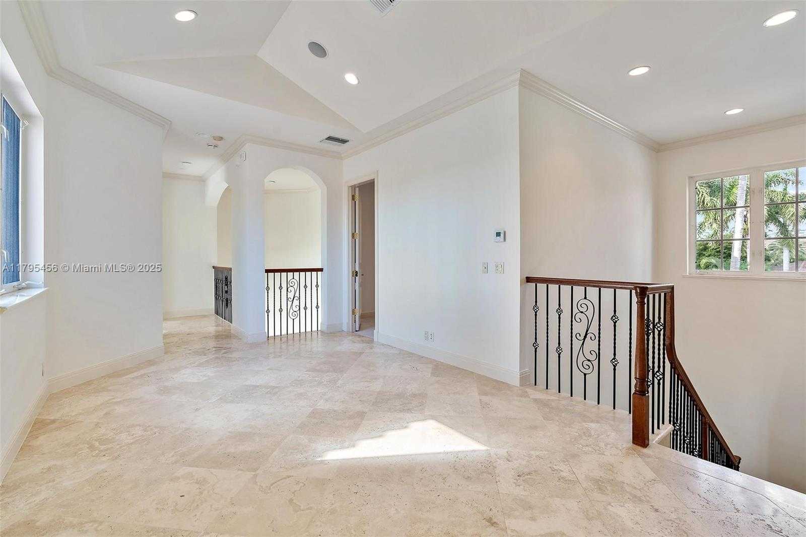 Small Image of 848 HARBOUR ISLE PLACE, North Palm Beach Number 22