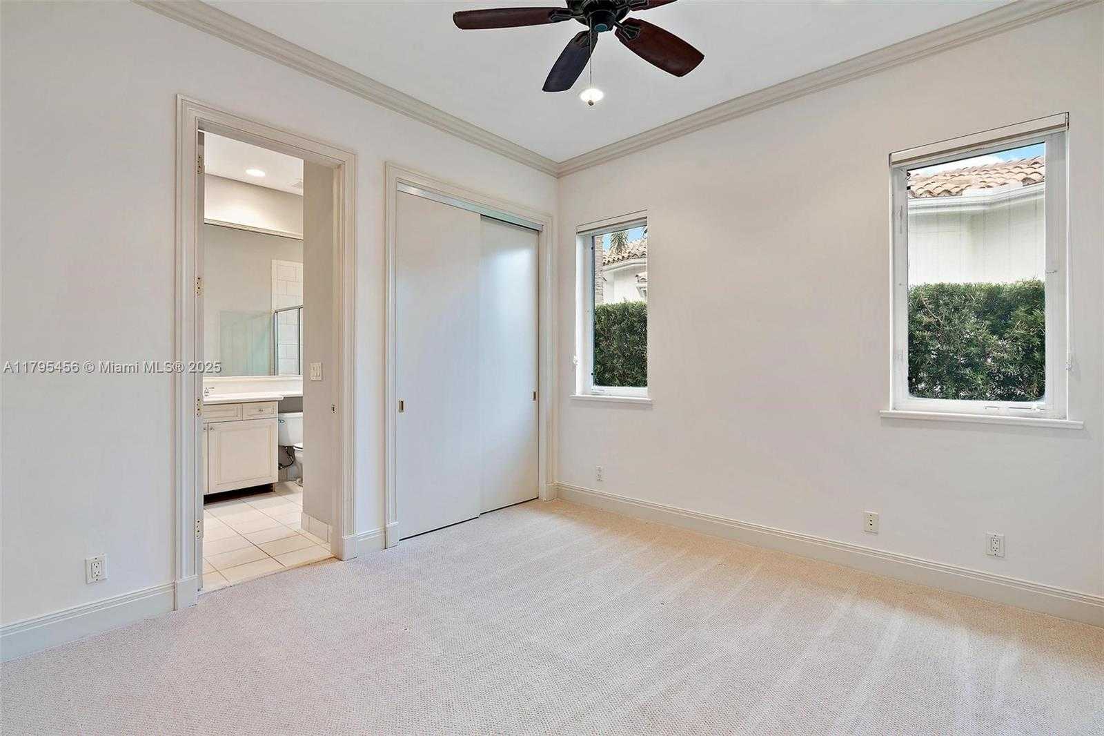 Small Image of 848 HARBOUR ISLE PLACE, North Palm Beach Number 23