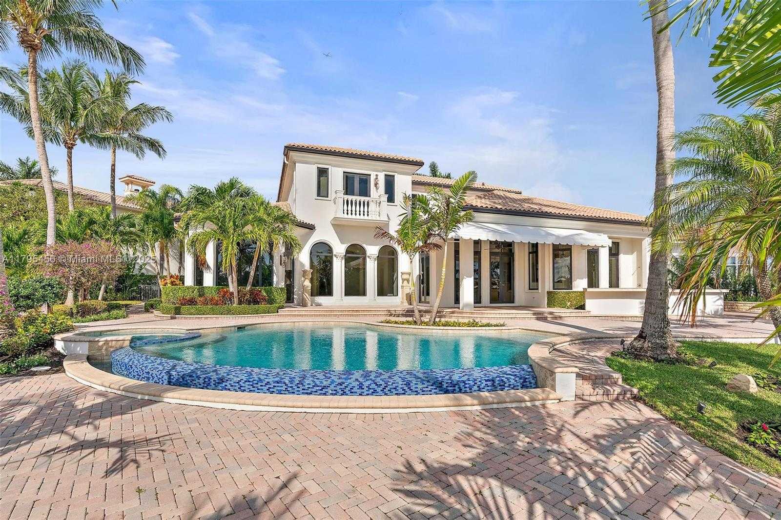 Small Image of 848 HARBOUR ISLE PLACE, North Palm Beach Number 32
