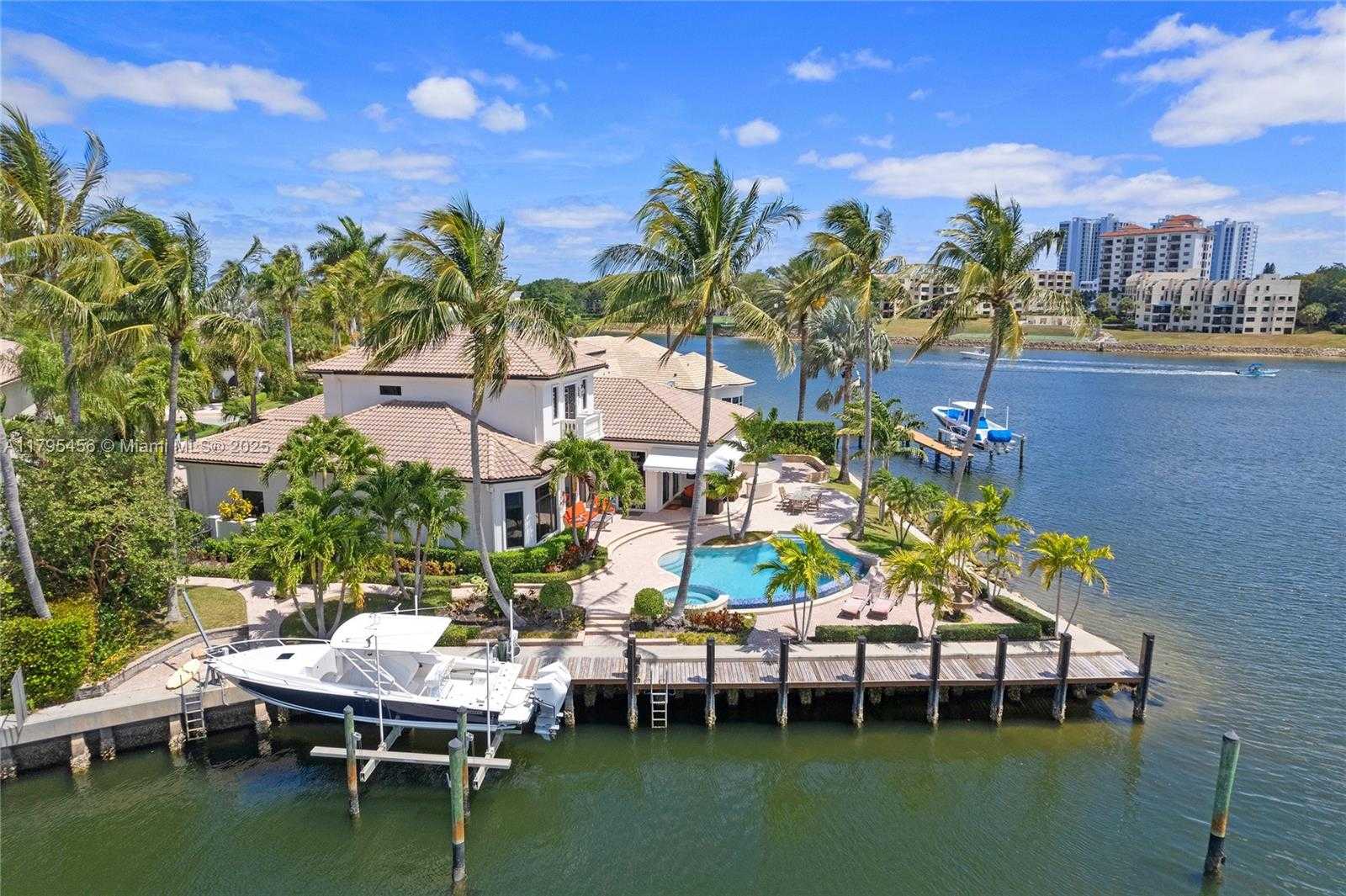 Small Image of 848 HARBOUR ISLE PLACE, North Palm Beach Number 43