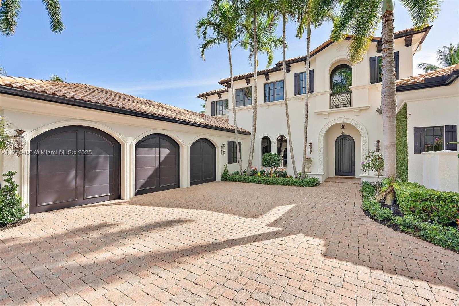 Small Image of 848 HARBOUR ISLE PLACE, North Palm Beach Number 44