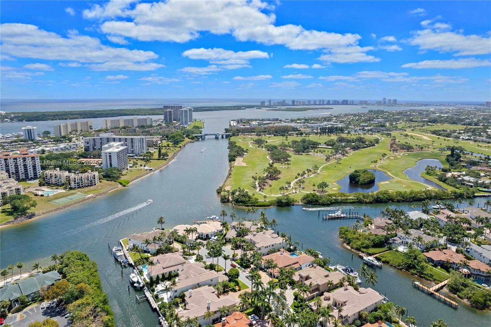 Small Image of 848 HARBOUR ISLE PLACE, North Palm Beach Number 48