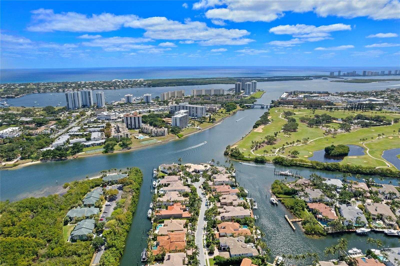 Small Image of 848 HARBOUR ISLE PLACE, North Palm Beach Number 50