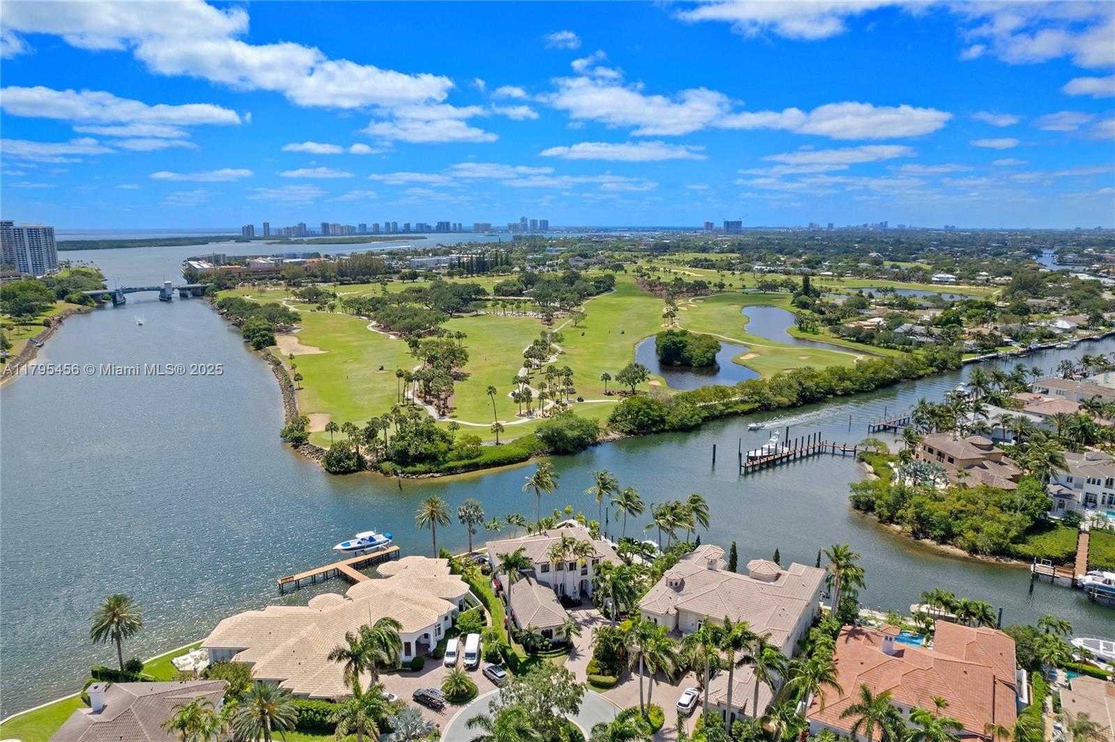 Small Image of 848 HARBOUR ISLE PLACE, North Palm Beach Number 56